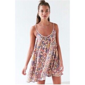 Kimchi Blue UO Floral Dress